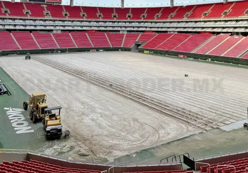 Chivas no tendrá lista su cancha