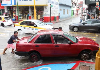 Precipitaciones dejan afectaciones en la capital