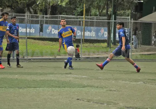 Parabrisas golea de nuevo en la 2ª división