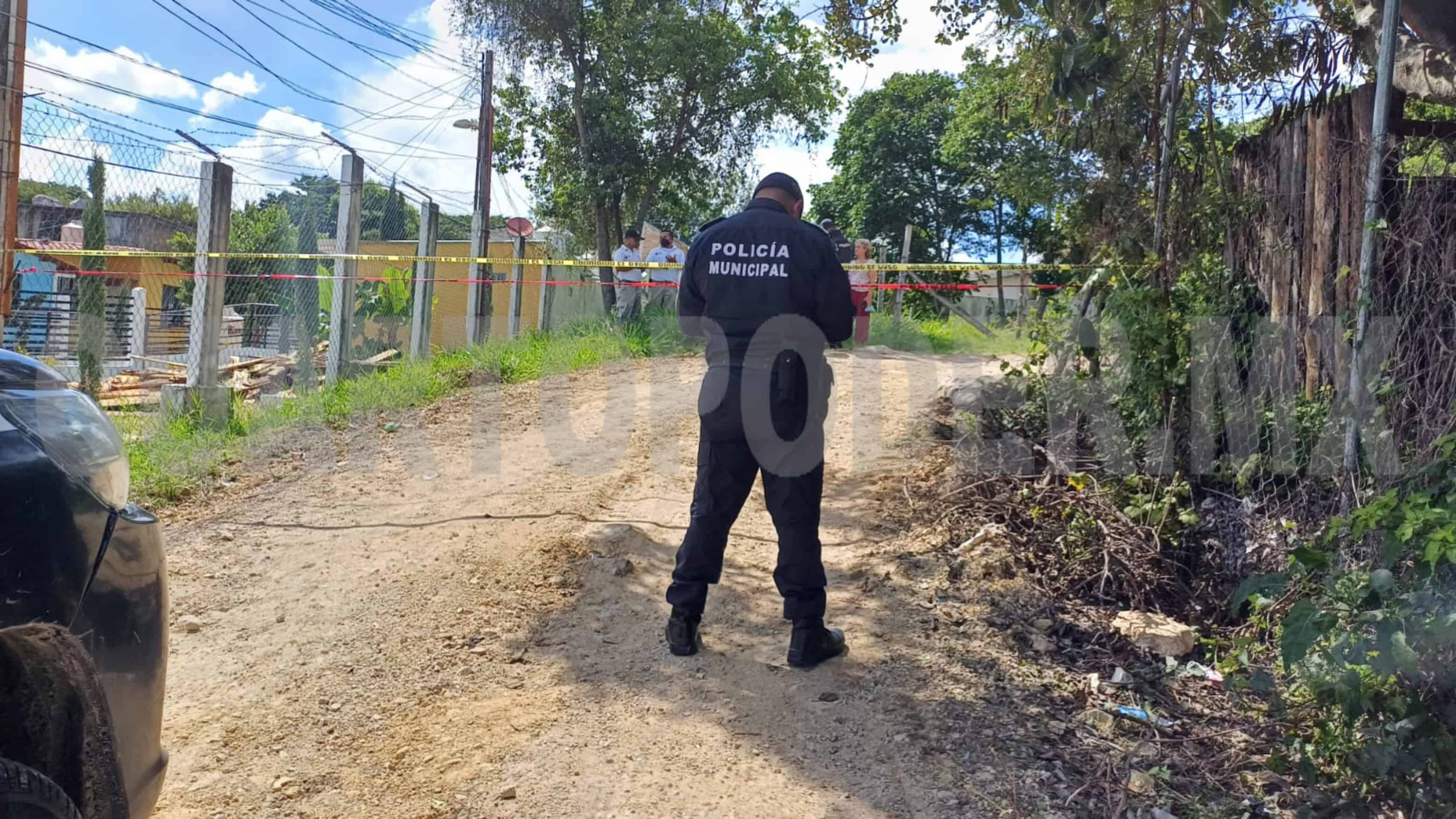 Lo encuentran sin vida dentro de su casa