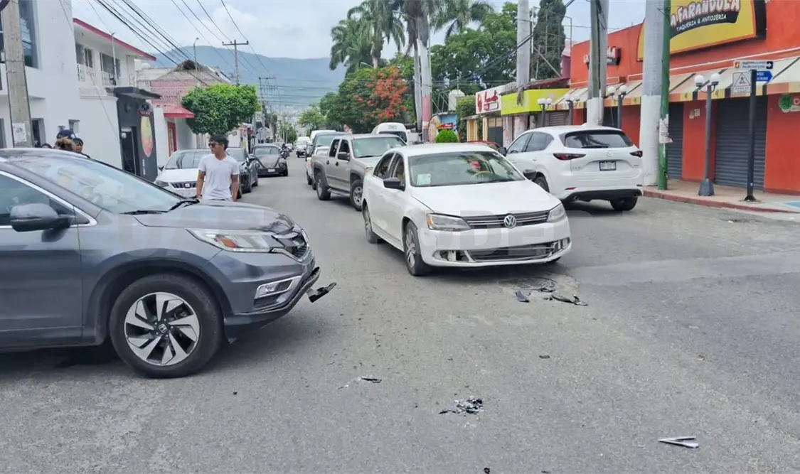 Uno de los involucrados no respetó el paso y cortó la circulación. Ulises Villalobos / CP