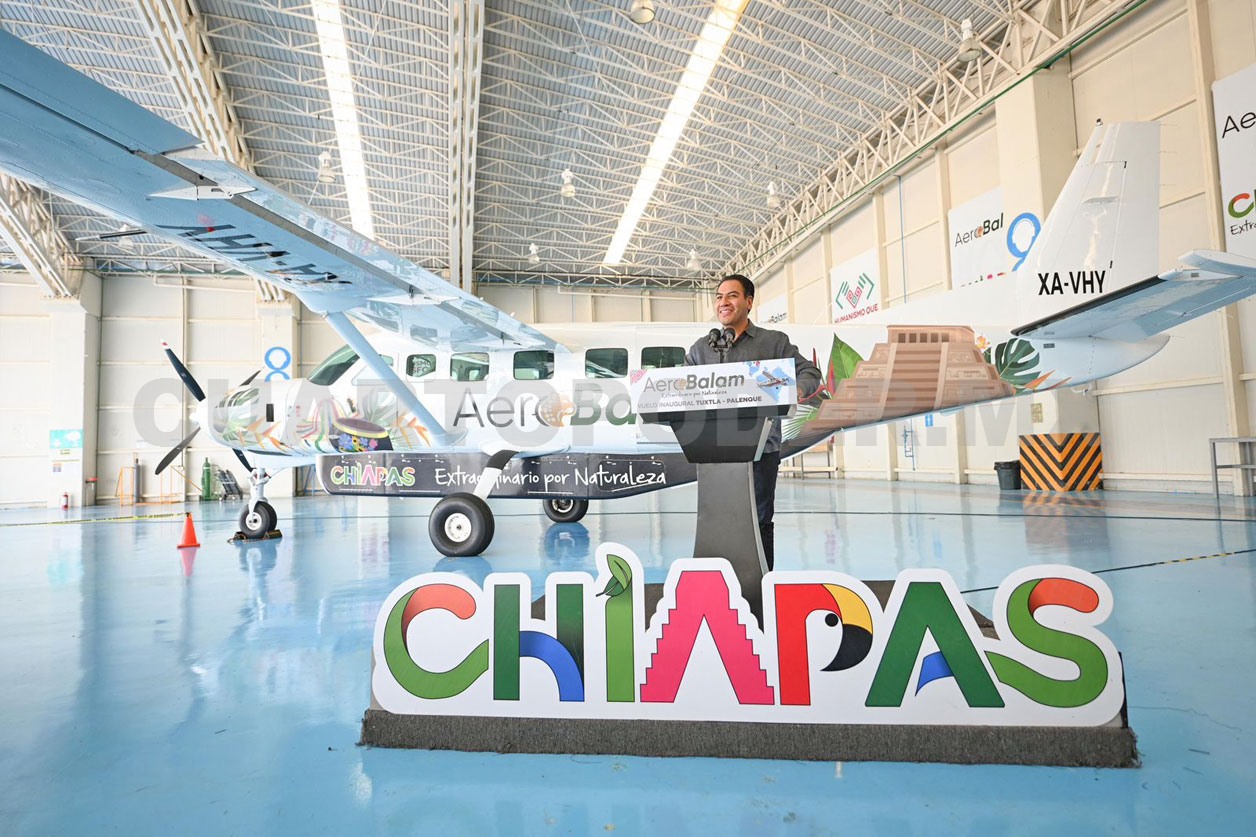 Eduardo Ramírez inaugura Aerobalam Tuxtla-Palenque