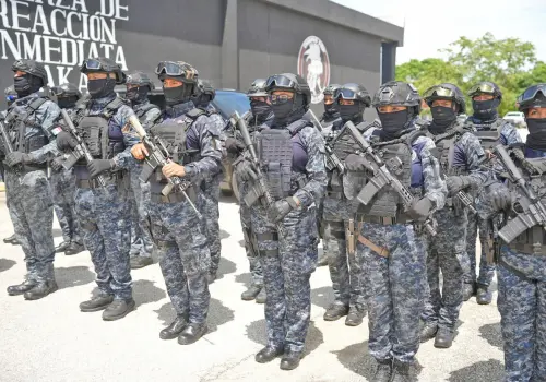 Limpiarán cuerpos policiales; vienen más detenciones