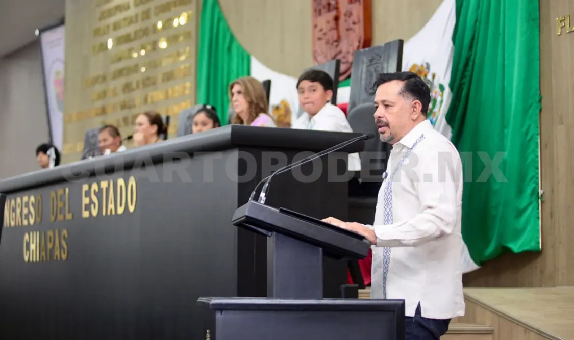 El objetivo, dijo el diputado Mario Guillén, es fomentar el pensamiento crítico y el ejercicio de una ciudadanía activa. CP