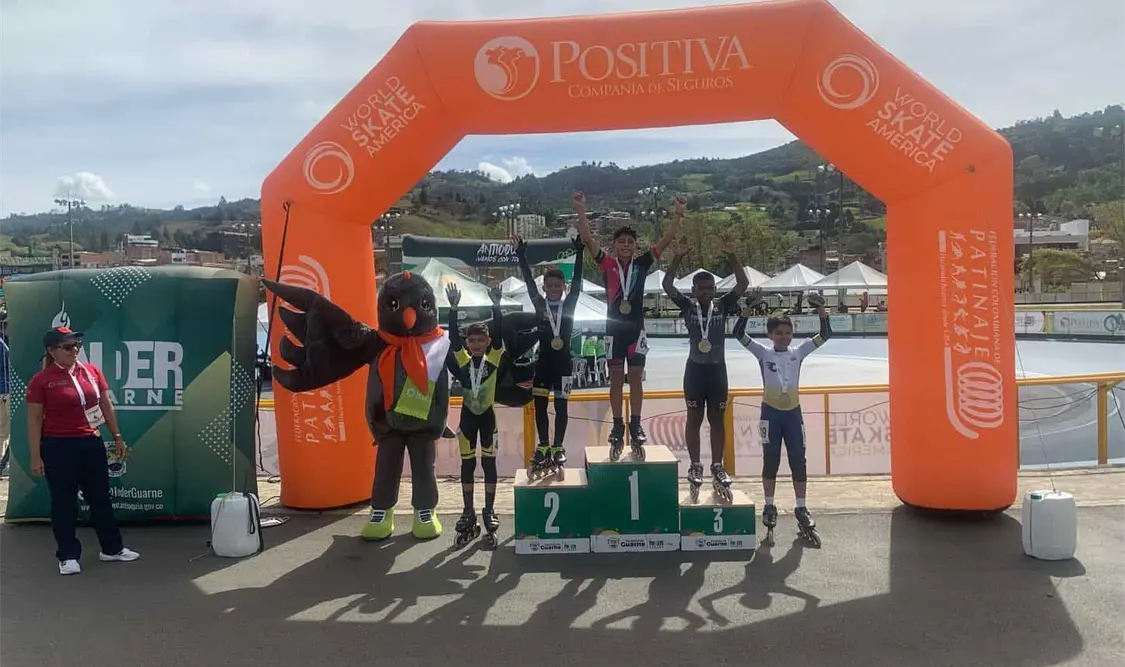 El destacado patinador chiapaneco sigue sumando preseas, esta vez a nivel internacional. Cortesía