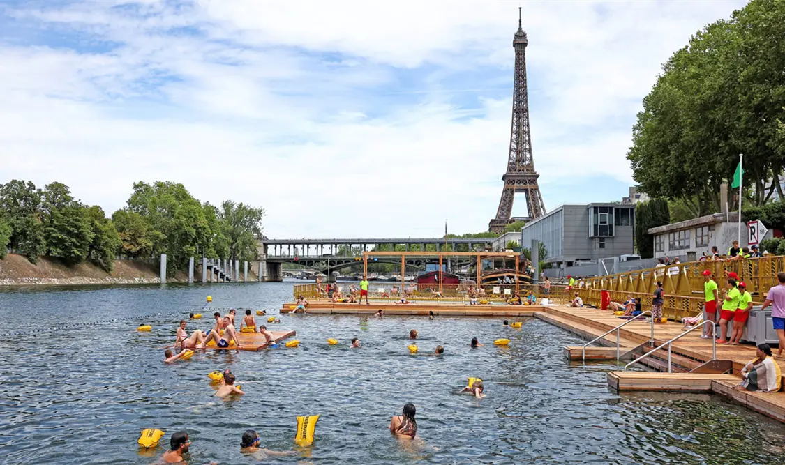 Tras 100 años, río Sena vuelve a reabrir para bañistas