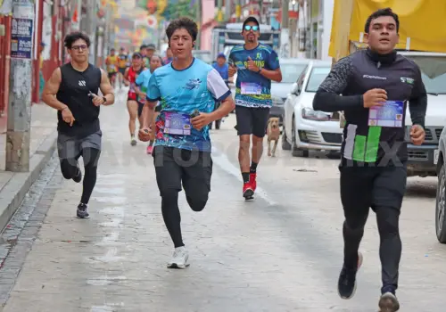 Festejan aniversario con carrera