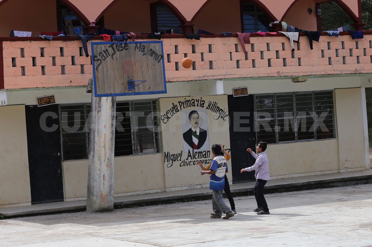 Presentan “Alfabetización bilingüe en Chiapas”