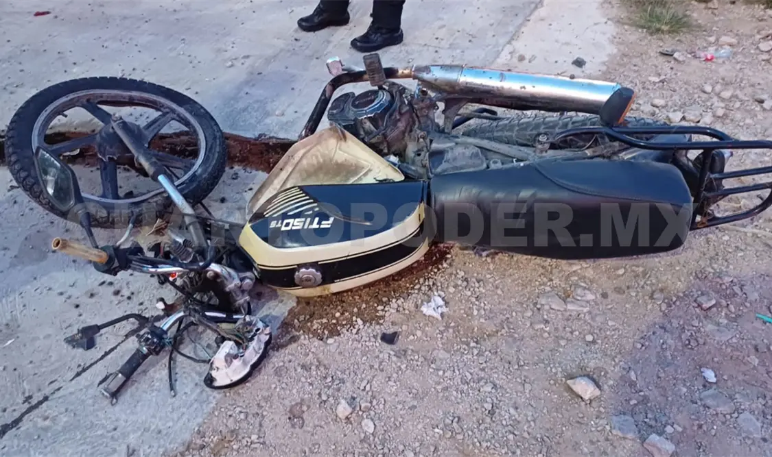 La motocicleta terminó severamente dañada. Juan Orel / CP