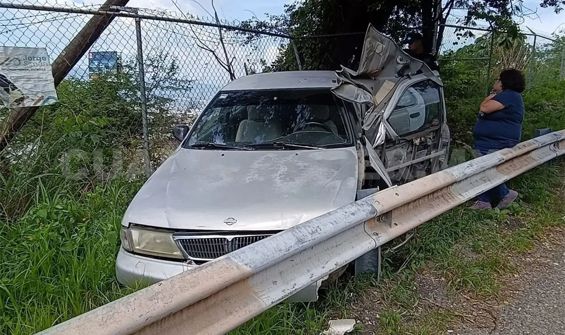 El accidente se dio en la vía que va de la capital a Copoya, cerca del libramiento Sur. Ulises Villalobos / CP