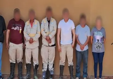 Rescatan a seis trabajadores secuestrados