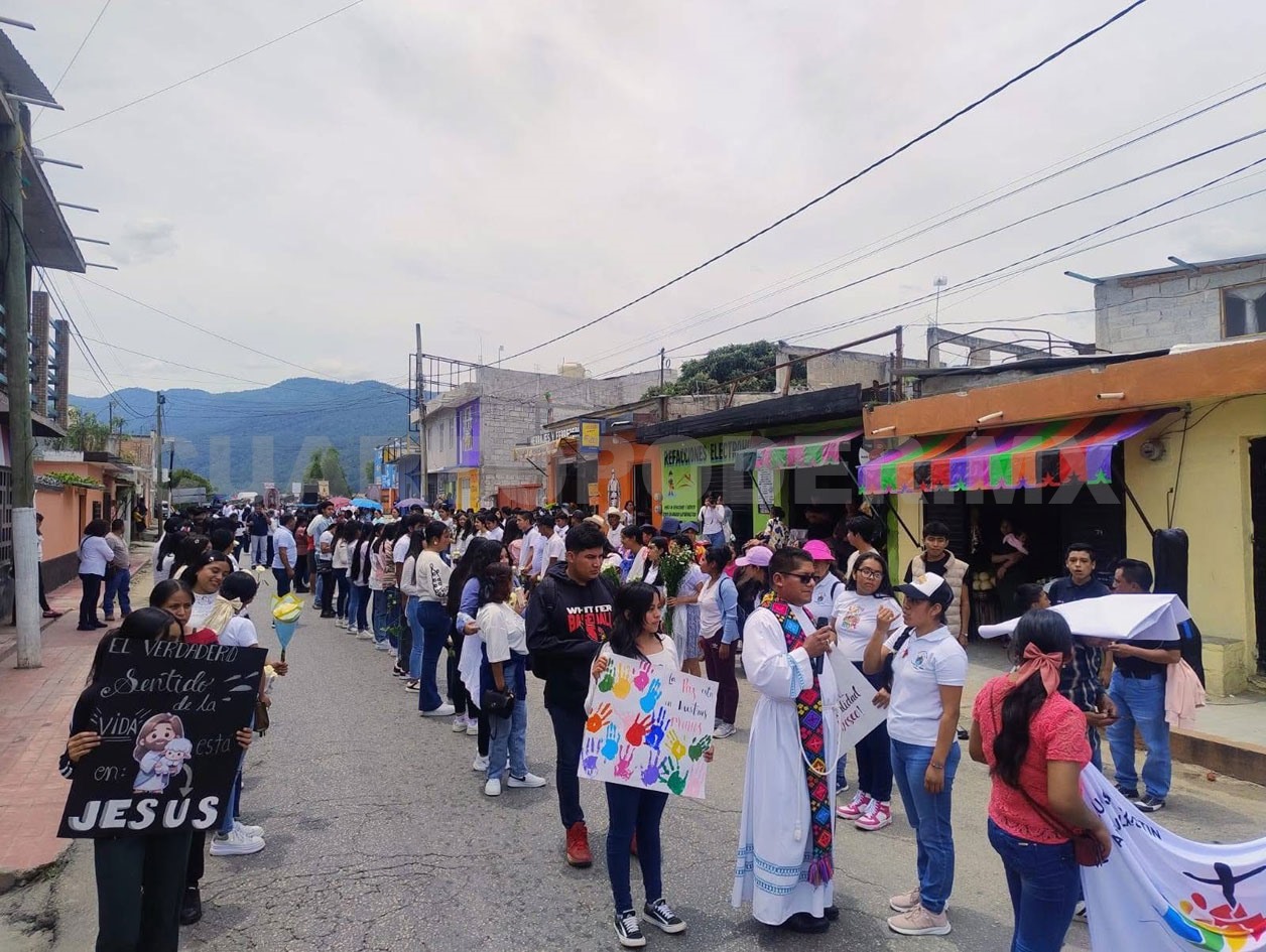 Llega la Antorcha Servidora Juvenil a Teopisca
