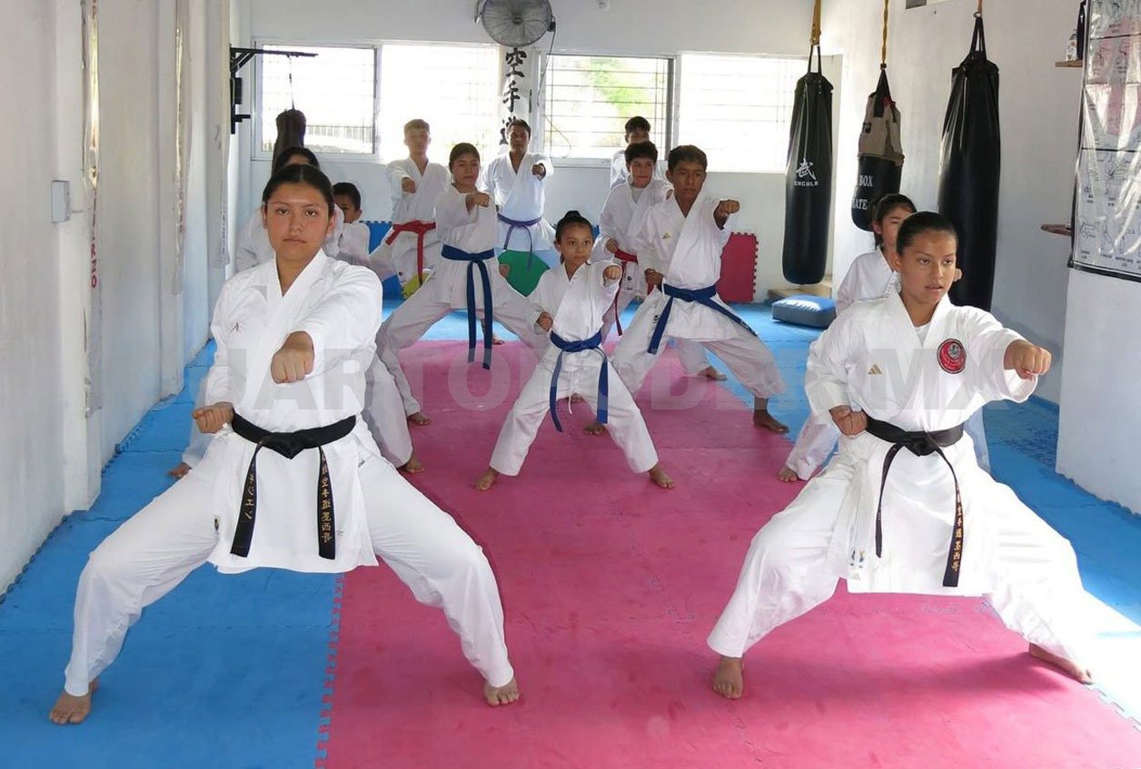Dojo Kaizen culmina evaluación de grados