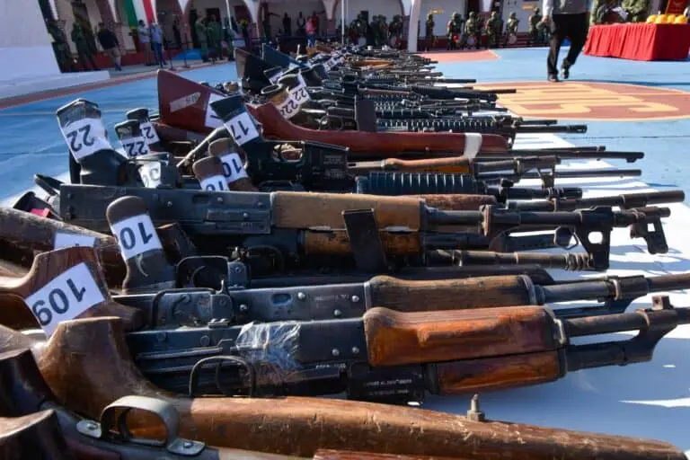 La mayoría de las armas traficadas provienen de tres estados fronterizos de Estados Unidos: Texas, Arizona y California. Cortesía