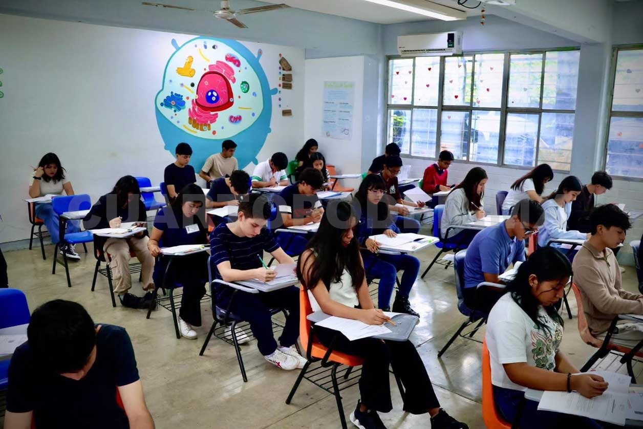 Más de 20 mil jóvenes presentan examen