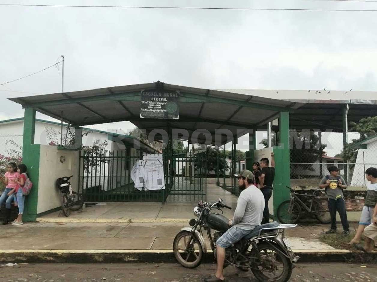 90 % de las escuelas no cuentan con escrituras