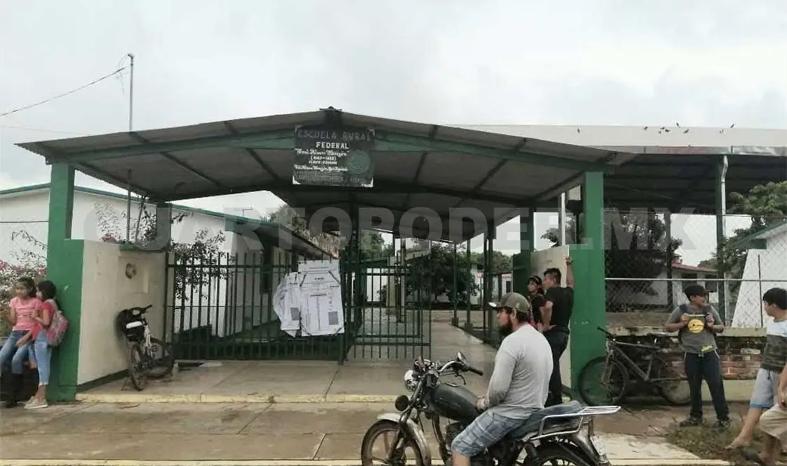 La situación es crítica, ya que ninguna escuela en la región cuenta con una certeza jurídica adecuada. Ramón García / CP