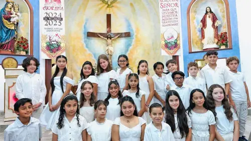 Se gradúan de primaria del American School