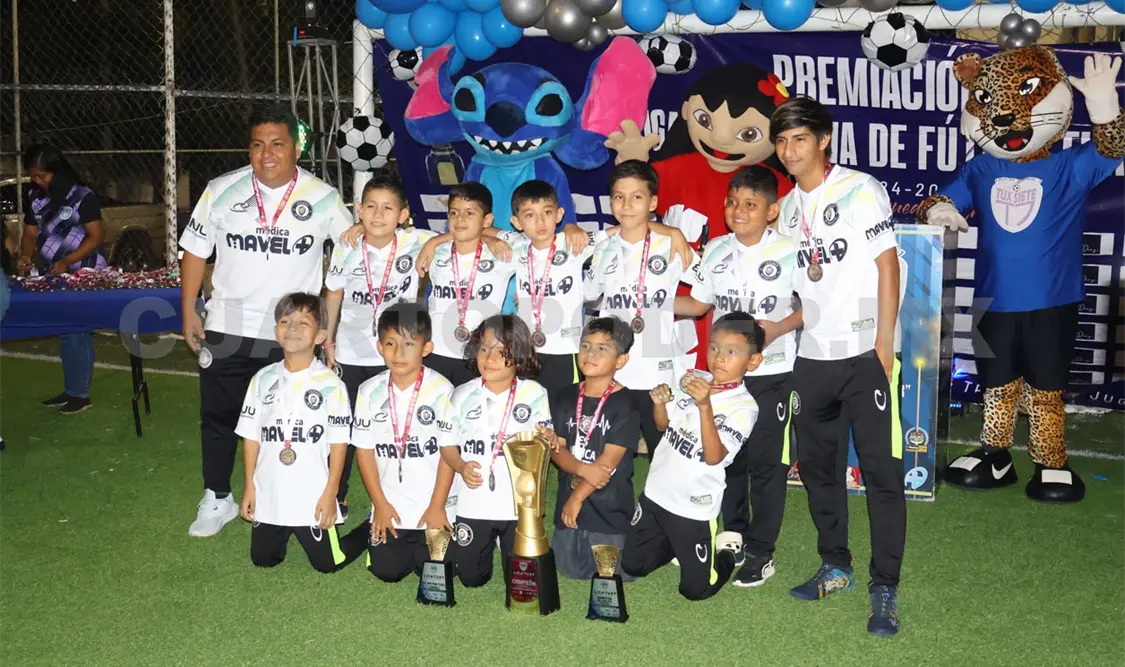 Bandidos y Palitos ofrecieron un partido parejo y muy disputado que terminó en empate. Cortesía