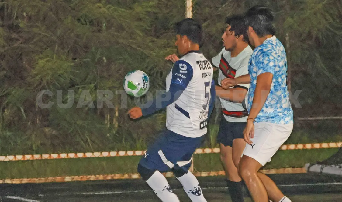 Leones de Tuxtla fue bicampeón tras ganar en las divisiones infantil menor y juvenil. Alan Pola/CP