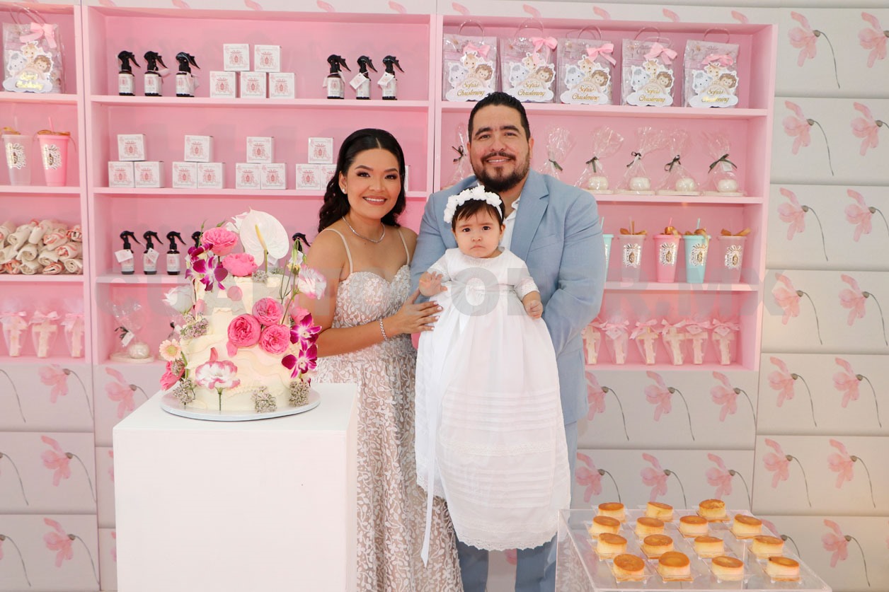 Festejo doble para la pequeña Sofía