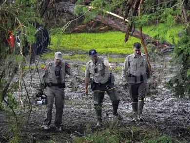 Texas bajo presión por fallas en alertas tras mortales inundaciones