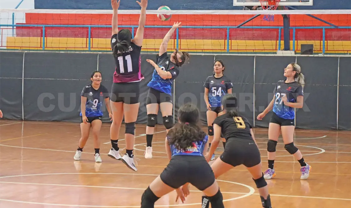 La tabla de posiciones refleja una intensa disputa en la zona media, con varios equipos peleando su lugar en la fase final. Diego Pérez/CP