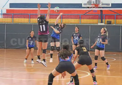Salud Justa, líder invicto en la femenil