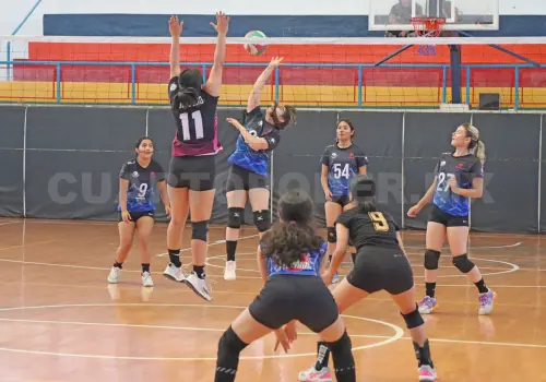 Salud Justa, líder invicto en la femenil