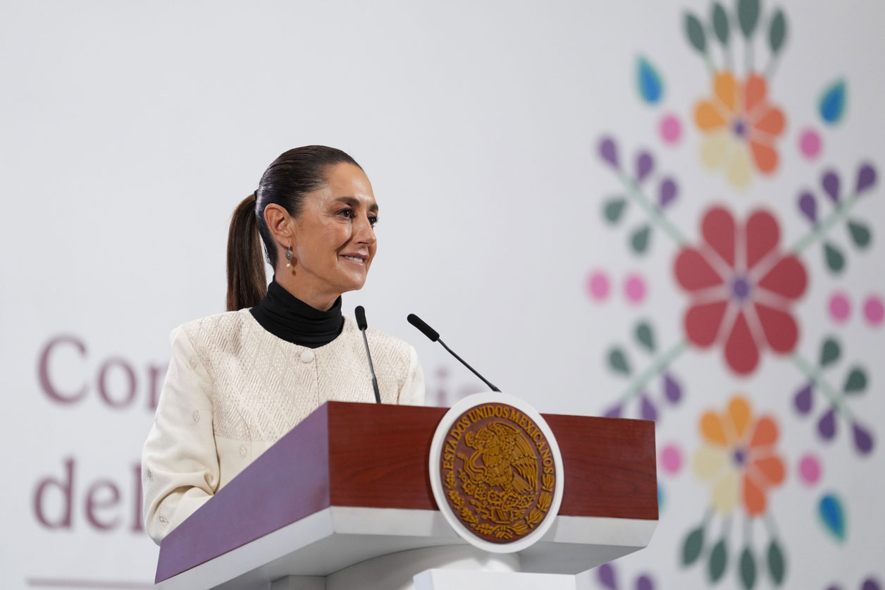 Trabaja Sheinbaum en reapertura de frontera por plaga