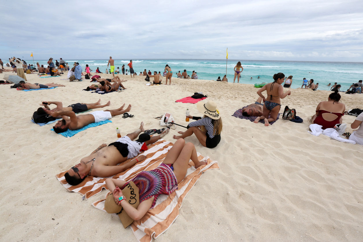 Ingreso por turismo suma 2.62 mil mdd