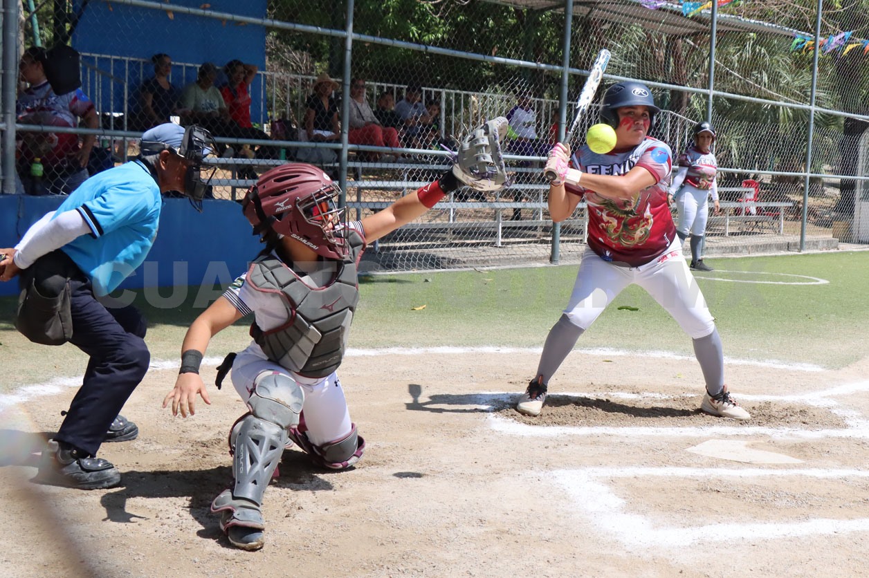 Tres duelos abren la jornada dominical