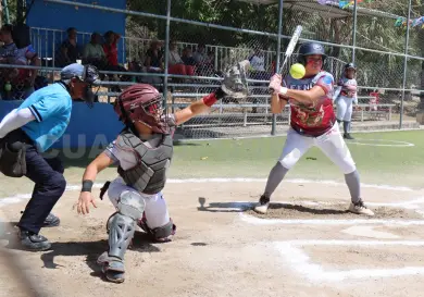 Tres duelos abren la jornada dominical