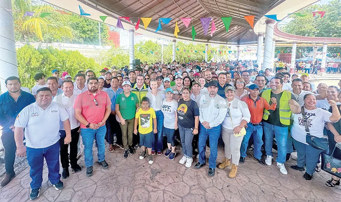 Autoridades municipales encabezadas por Yamil Melgar, hicieron un llamado a mantener limpias las calles. Cortesía