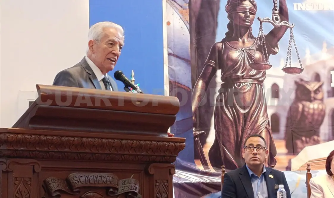 Jorge Eduardo Pascual López sostiene que los abogados tienen que luchar por rescatar los principios fundamentales del derecho. Cortesía