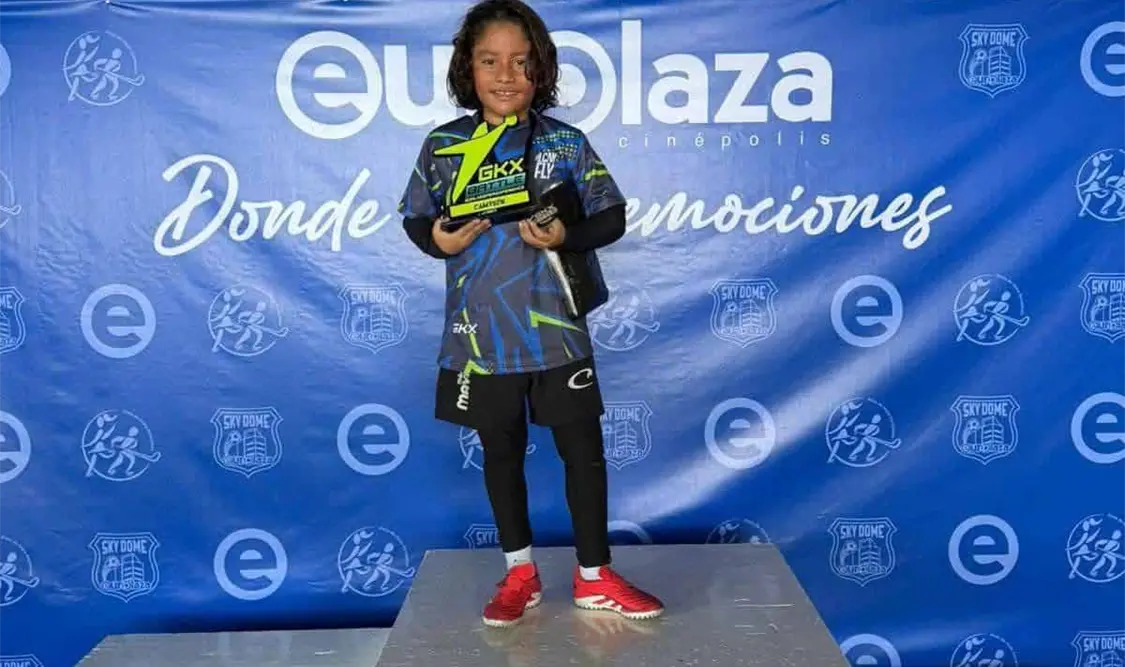 Carlos ‘Pulpito’ Velasco celebró su título como campeón nacional en Villahermosa, Tabasco.
