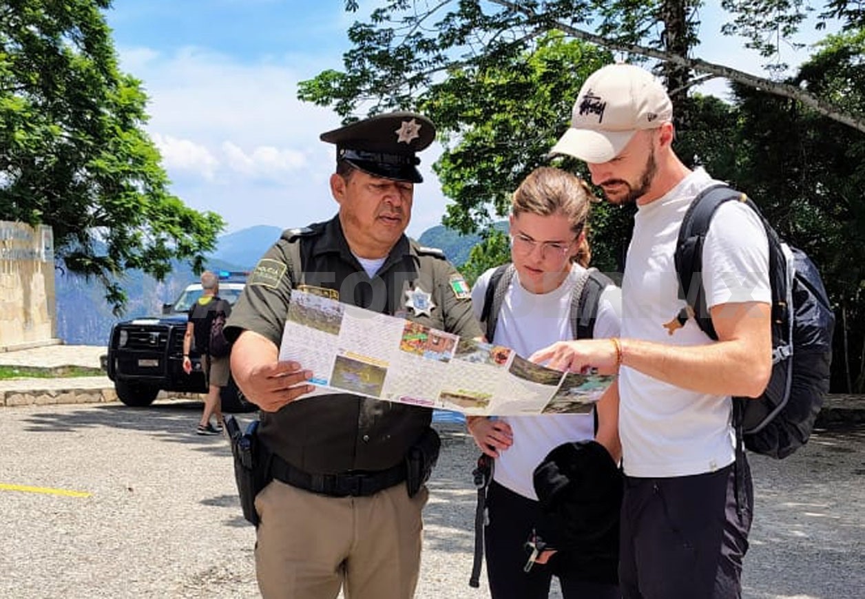 Refuerzan seguridad durante vacaciones