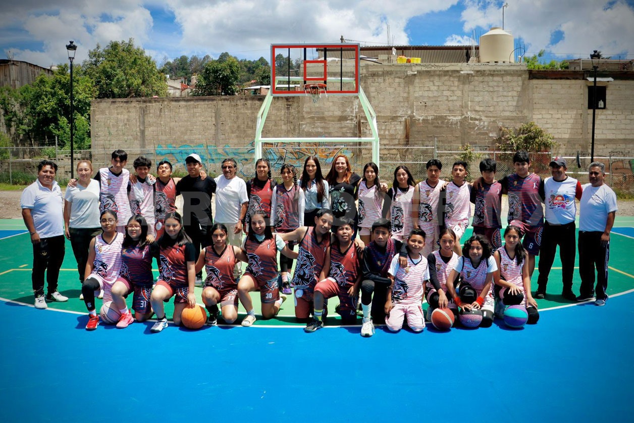 Inauguran Polideportivo Cuxtitali en San Cristóbal