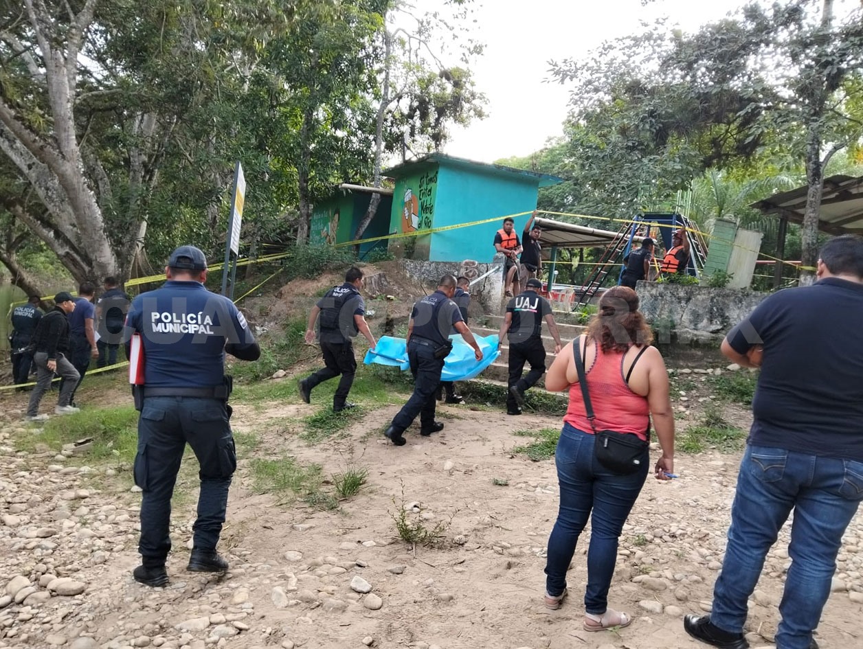 Mujer se ahoga en el caudaloso río Jatate