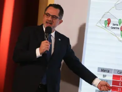 Intercede 4T para no sancionar a gasolineras 