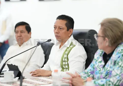 Confirman detención de exfuncionario de la FGE
