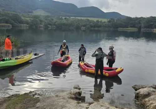 Desaparece al meterse a nadar en una laguna