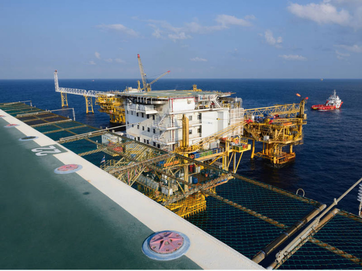 Empresas de EU reclaman por adeudos de Pemex