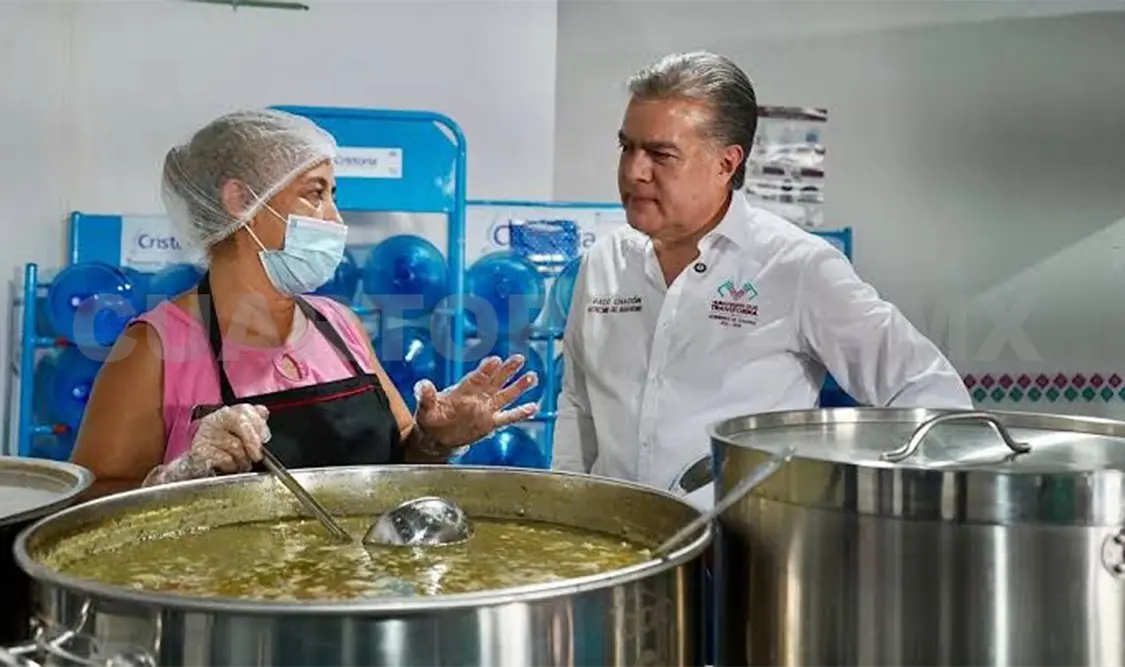 El funcionario estatal comentó que estos apoyos se entregan sin pedir nada a cambio. CP