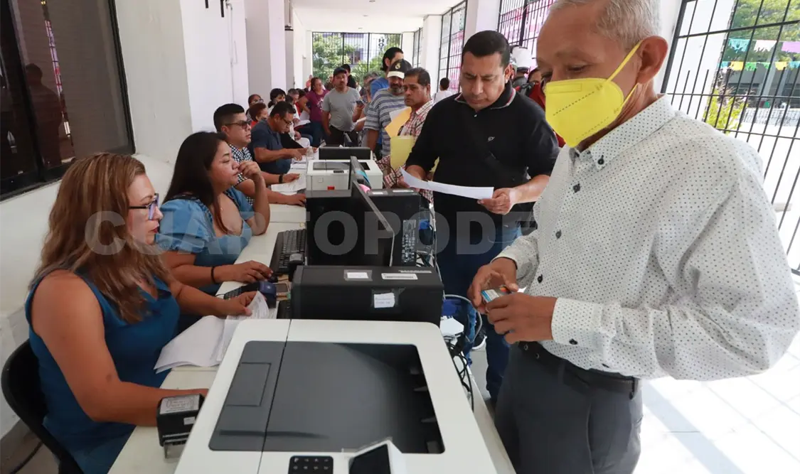 La carga de impuestos no debe ser severa, dijo el diputado. Carlos López / CP