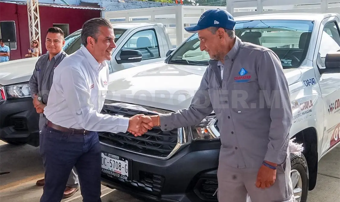 El alcalde expresó que estas acciones mejoran la diaria labor que realiza el personal operativo del organismo mencionado. Cortesía