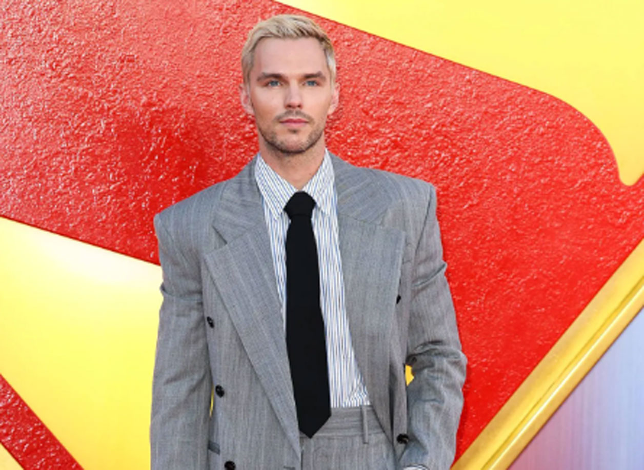 Looks de Nicholas Hoult que deberías replicar
