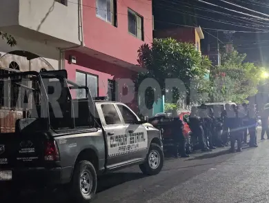 Dejan abandonado automóvil robado 