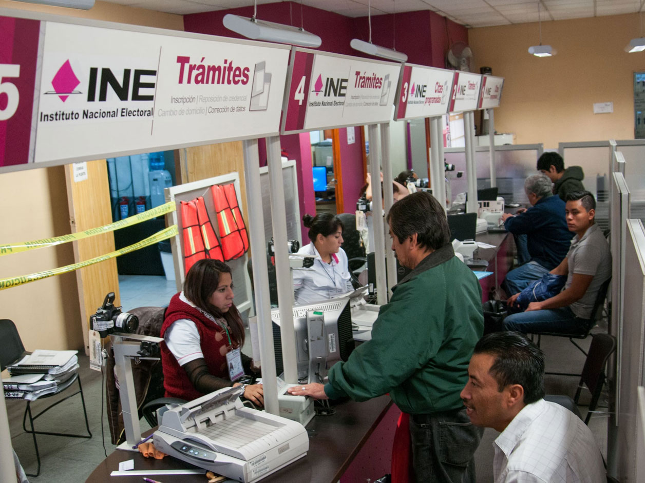 Analizan cambios a credencial para votar