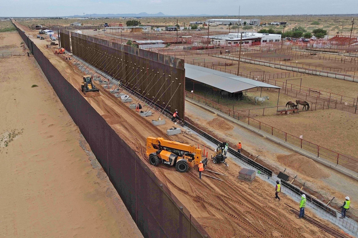 Levanta E.E. U.U. nuevo muro fronterizo